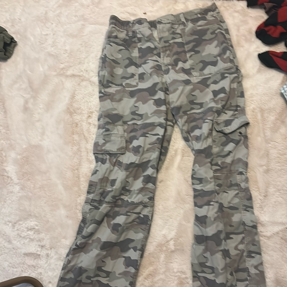 Camo pants